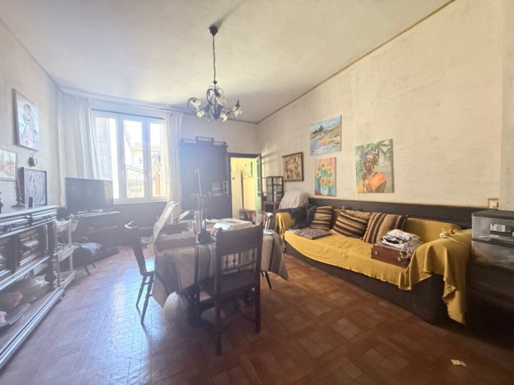 Vente Immeuble Dpt Hautes Pyrénées (65), à vendre TRIE SUR BAISE Immeuble de 215 m² habitables sur 3 niveaux avec cour Trie sur baise