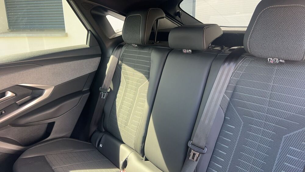 3008 III 1.2 hybrid 136 e-DSC6 Allure - Automatique 2024 occasion 31330 Grenade