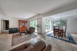  Maison à vendre 8 pièces 228 m²