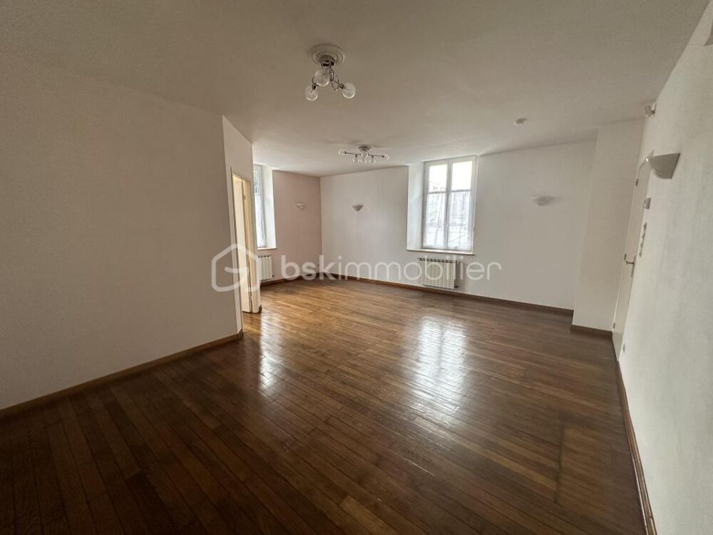 Bureau / Local professionnel 98 m² RDC  Idéal profession libérale  Centre Yutz 