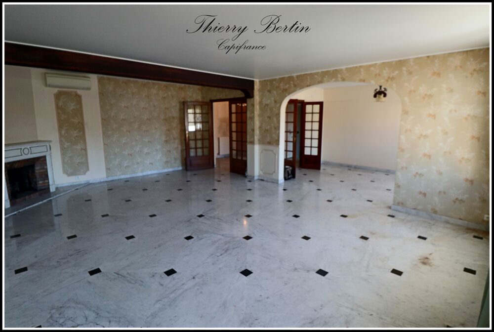 Appartement à vendre 4 pièces SAINT RAPHAEL (83)