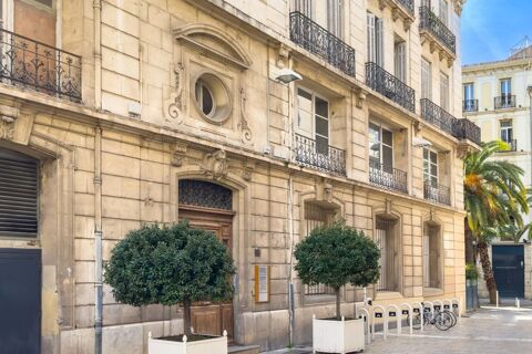 Dpt Var (83), à vendre TOULON Bureaux prestigieux - 5 bureaux privatifs - open space - salle de réunion - bâtiment remarquable - 439000 83000 Toulon