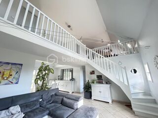  Maison � vendre 9 pi�ces 222 m�