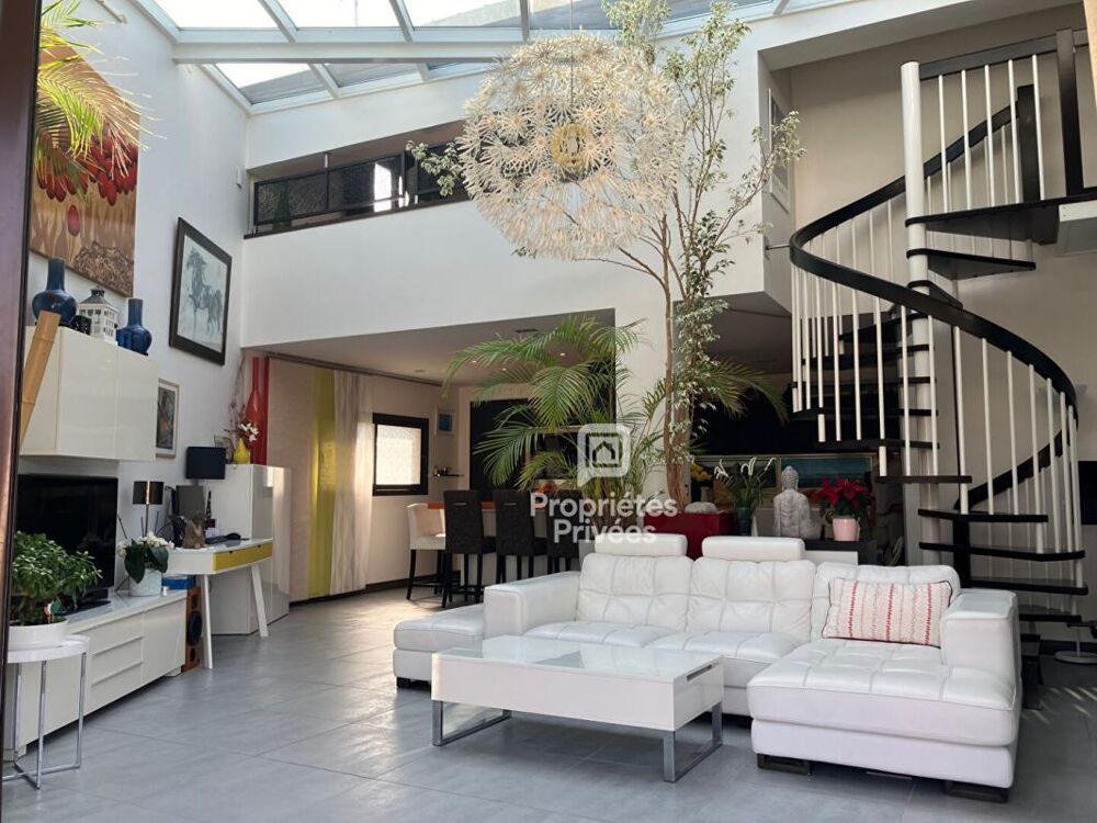 Maison 4 pièces 97 m² · à Thoiry · 97 m² · 345 000 €