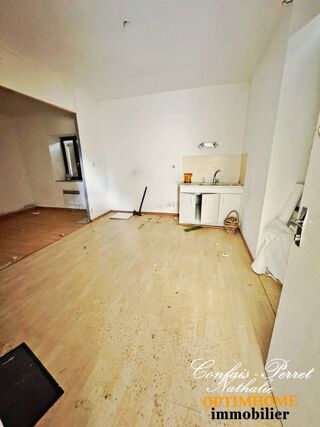  Immeuble � vendre 15 + pi�ces 260 m�