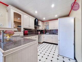  Maison  vendre 7 pices 142 m