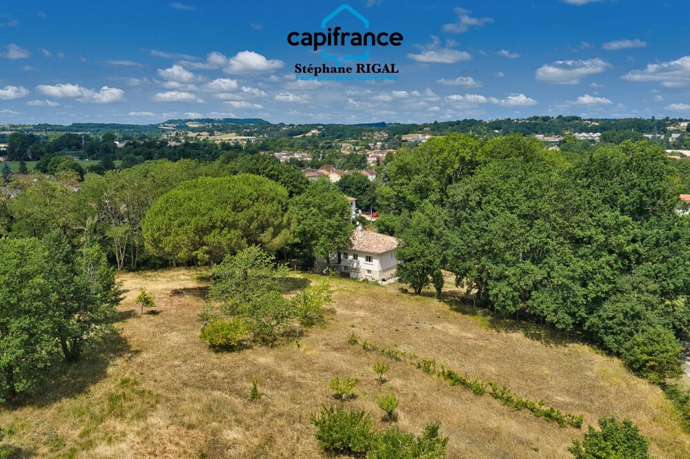Vente Maison Maison à vendre 7 pièces de 183 m2 habitables sur un terrain de 10655m2 Montayral