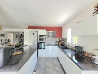  Villa à vendre 6 pièces 147 m²