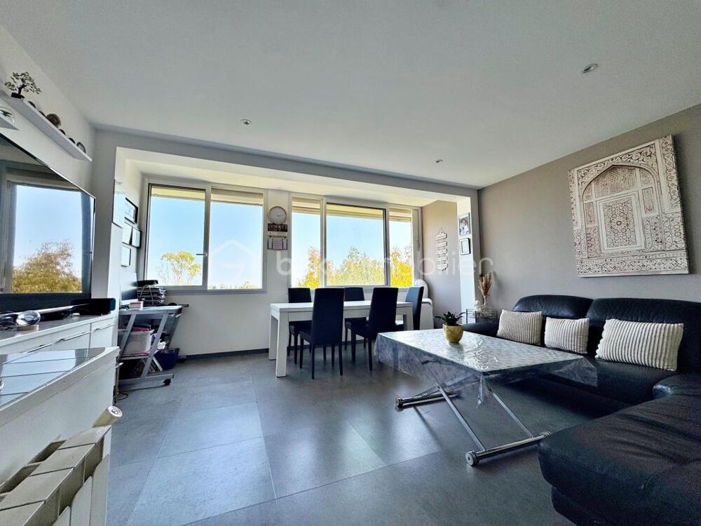 Vente Duplex/Triplex DPT VAR - HYERES-LES-PALMIERS - APPARTEMENT T4 de 73 m² EN DUPLEX - 2 EME ET 3 EME ETAGE Hyeres