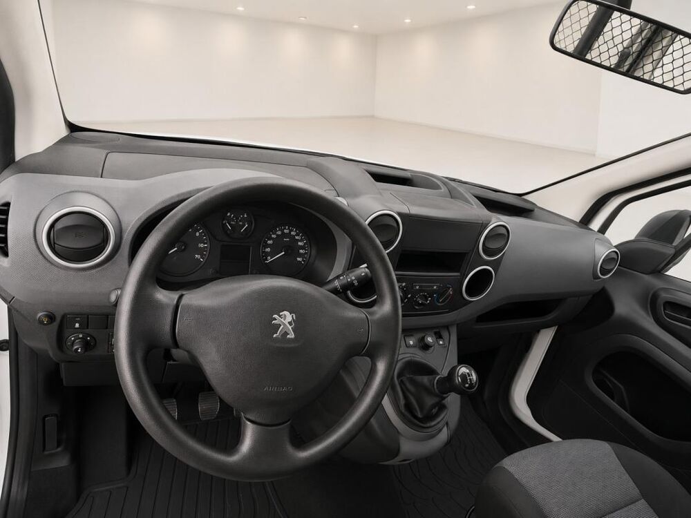 Partner 1&deg; Main / 1.6L B HDI 75cv Pack PRO Seulement 7 200km ! idem 2019 occasion 60430 Abbecourt