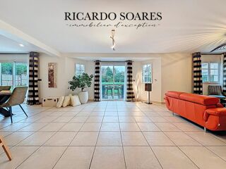  Maison � vendre 7 pi�ces 242 m�