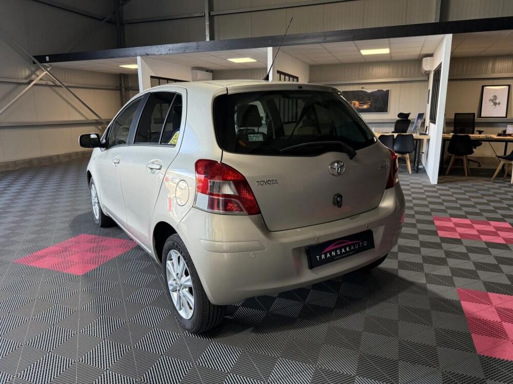 Yaris 5 portes 1.4 D4-D 90 cv 2010 occasion 85190 Venansault