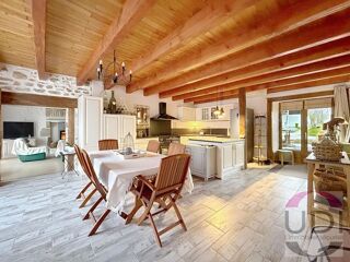  Maison � vendre 4 pi�ces 248 m�