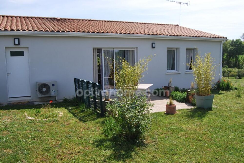 Vente Maison Belle maison de plain pied comprenant 3 chambres avec un DPE A Rouillac