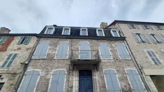 Immeuble à vendre 9 pièces 165 m²