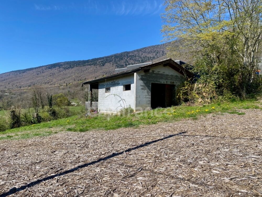 Vente Terrain Terrain à vendre 806 m2. Hameau de Feigères-PERON (01) Peron