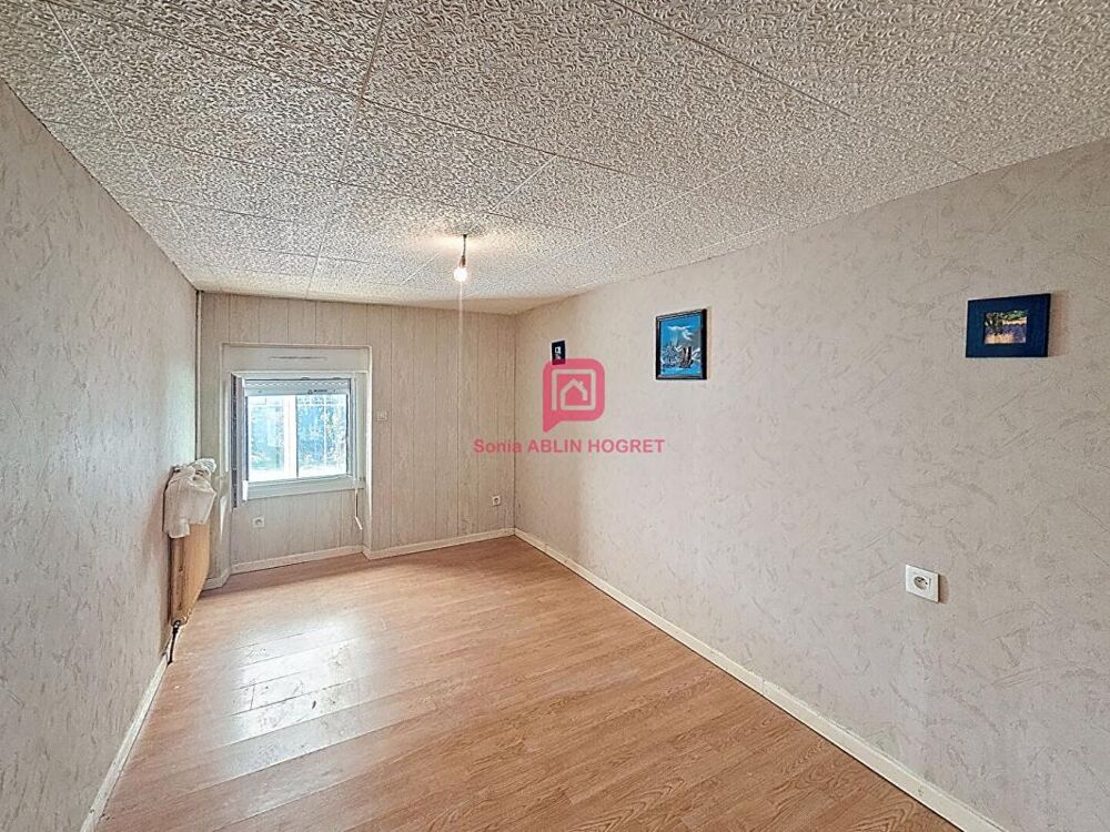 Vente Maison Maison La Roe 3 pi�ce(s) 63 m2 La roe