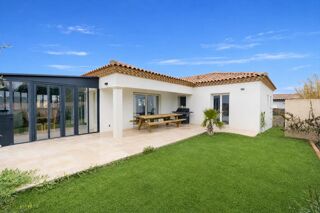  Villa à vendre 10 pièces 260 m²