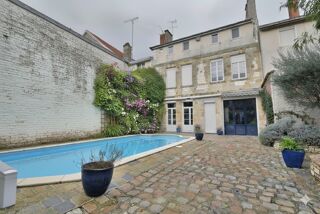  Propri�t�/ch�teau � vendre 14 pi�ces 355 m�