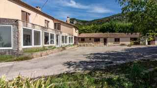  Propri�t�/ch�teau � vendre 9 pi�ces 160 m�