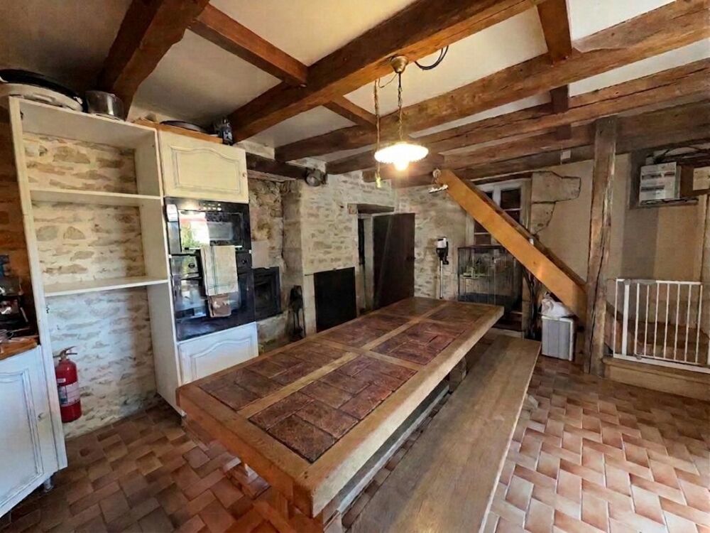 Vente Maison Maison de caractère 98 m² – 2 chambres – nombreuses dépendances – Villemervry (52160) Villemervry