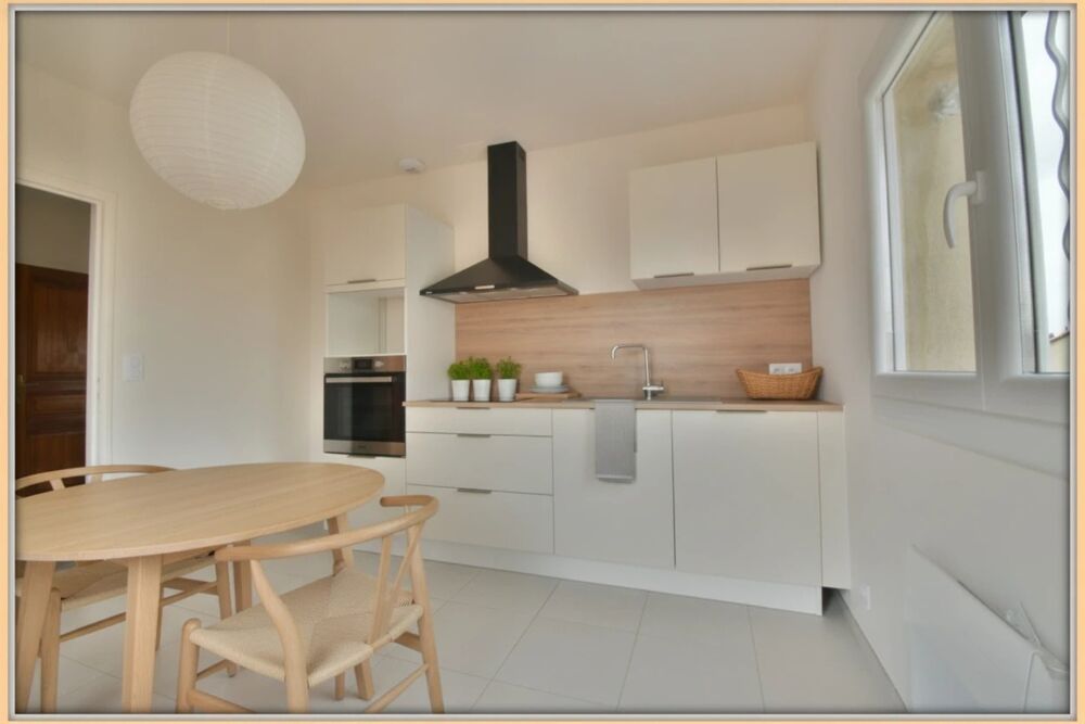 ? Redessan  Maison 4 pièces entièrement rénovée avec extérieur (30)