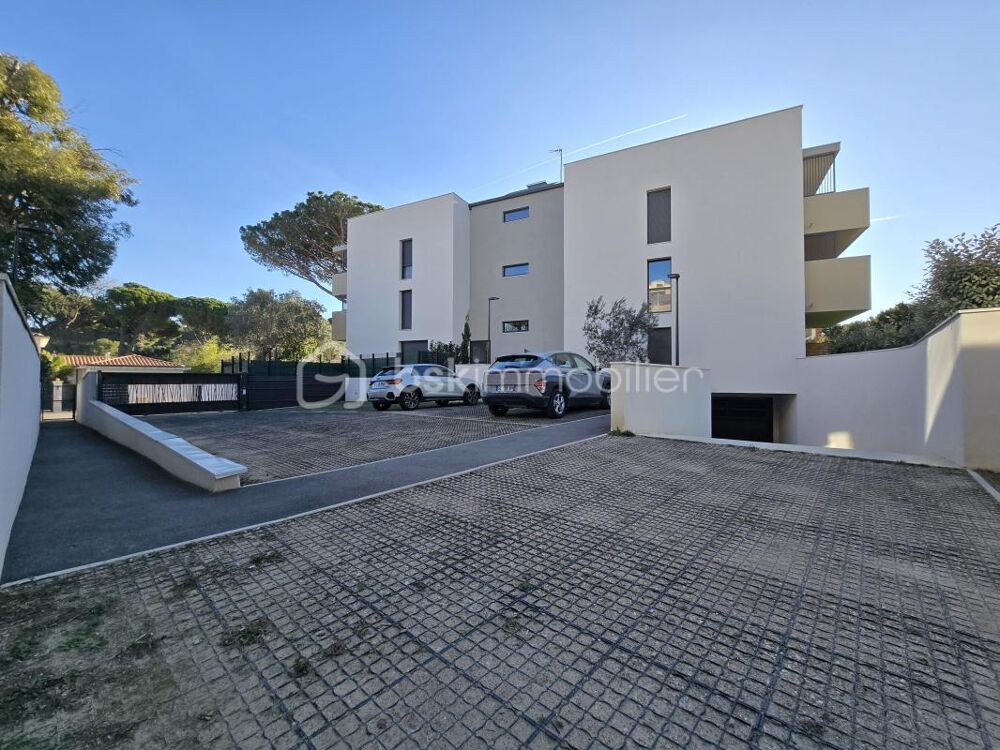 A saisir, à deux pas du coeur de village de Carry-le-Rouet - Appartement T2 de standing avec solarium et aperçu mer