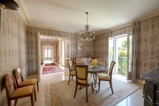  Propriété/château à vendre 8 pièces 223 m²