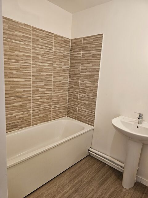  Appartement � louer 4 pi�ces 77 m� Carrieres sous poissy