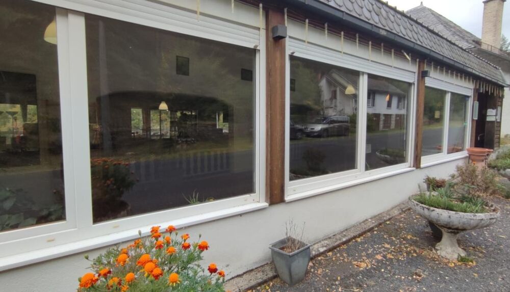 Vente Maison Ancien restaurant avec vue panoramique sur la Dordogne, 15700 Pleaux Pleaux