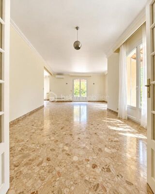  Villa à vendre 6 pièces 165 m²
