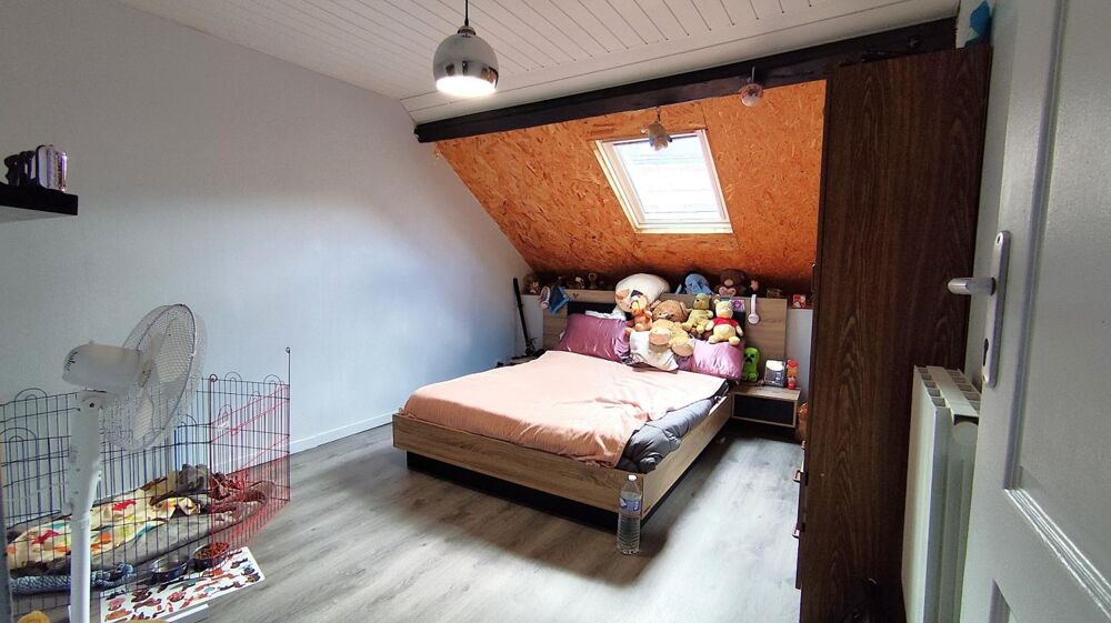 Vente Maison Maison semi-individuelle 149 m² + annexe de 61 m² à Sains-du-Nord Sains du nord