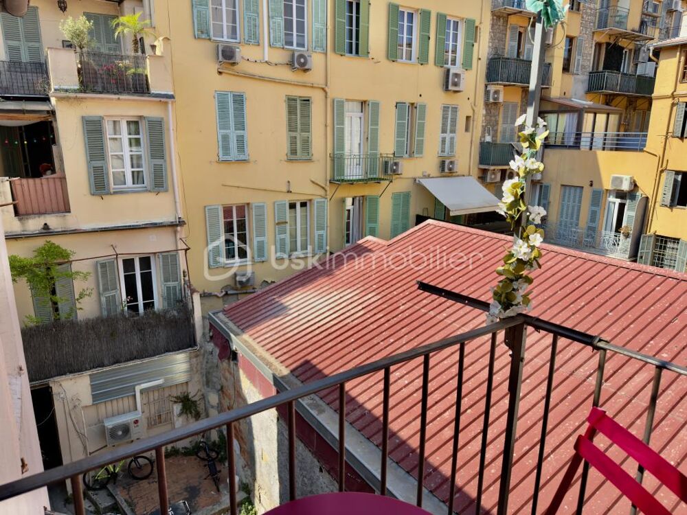 Vente Appartement Rarissime : Calme absolu au cœur de la rue Masséna, avec petit extérieur ! Nice