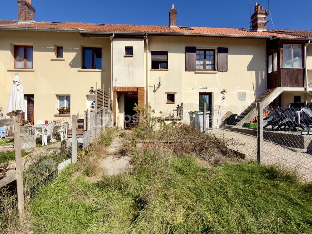 LE TRAIT  MAISON F3 DE 76 M² AVEC JARDIN, TERRAIN ET GARAGE