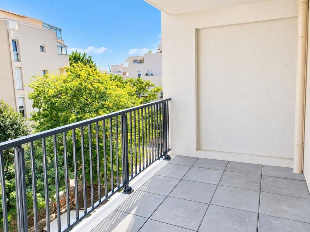 Location Appartement T3 avec balcon et parking à Toulon Toulon