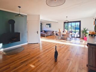  Maison � vendre 10 pi�ces 301 m�