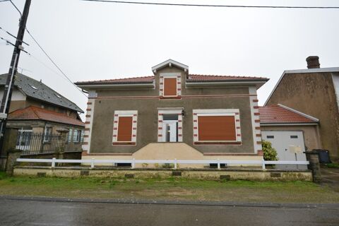 A vendre en exclusivité, une grande maison située à Montfaucon en Argonne, d'une superficie habitable de 154 m² environ, 4 chamb 190000 Montfaucon-d'Argonne (55270)