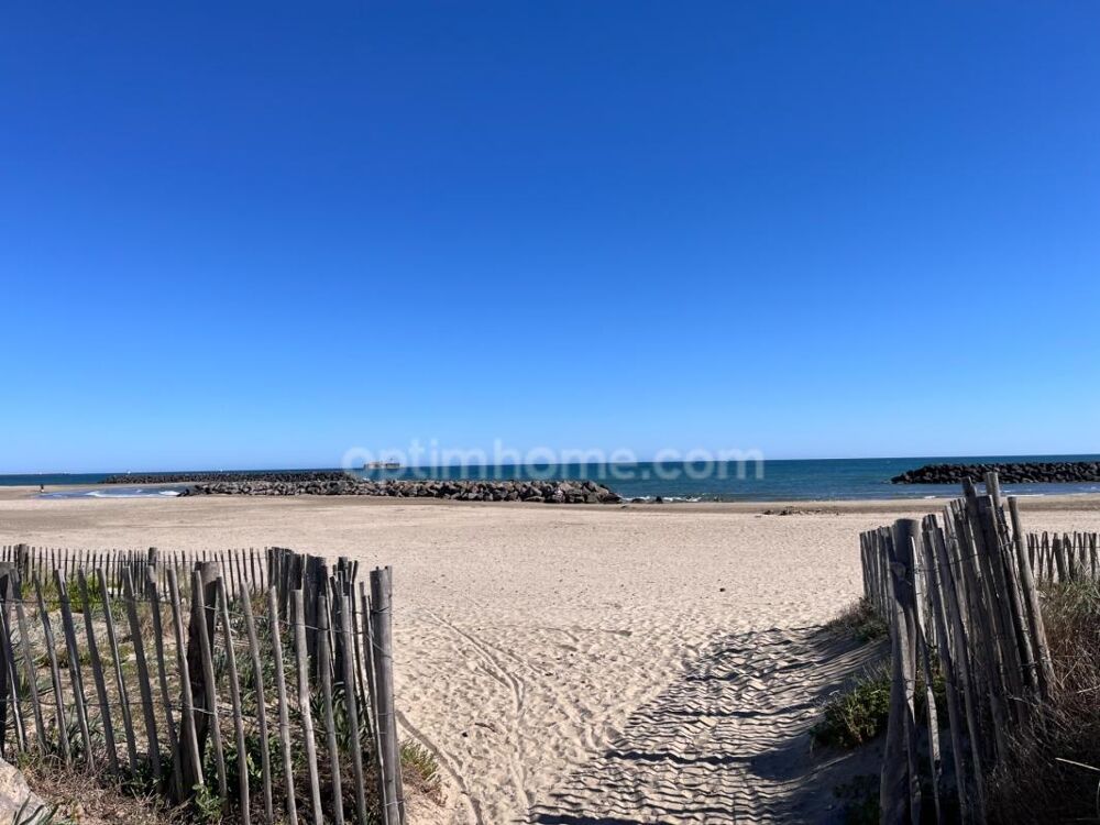 Appartement T3 bis 50m2 avec extérieur proche de la mer CAP D'AGDE (34)