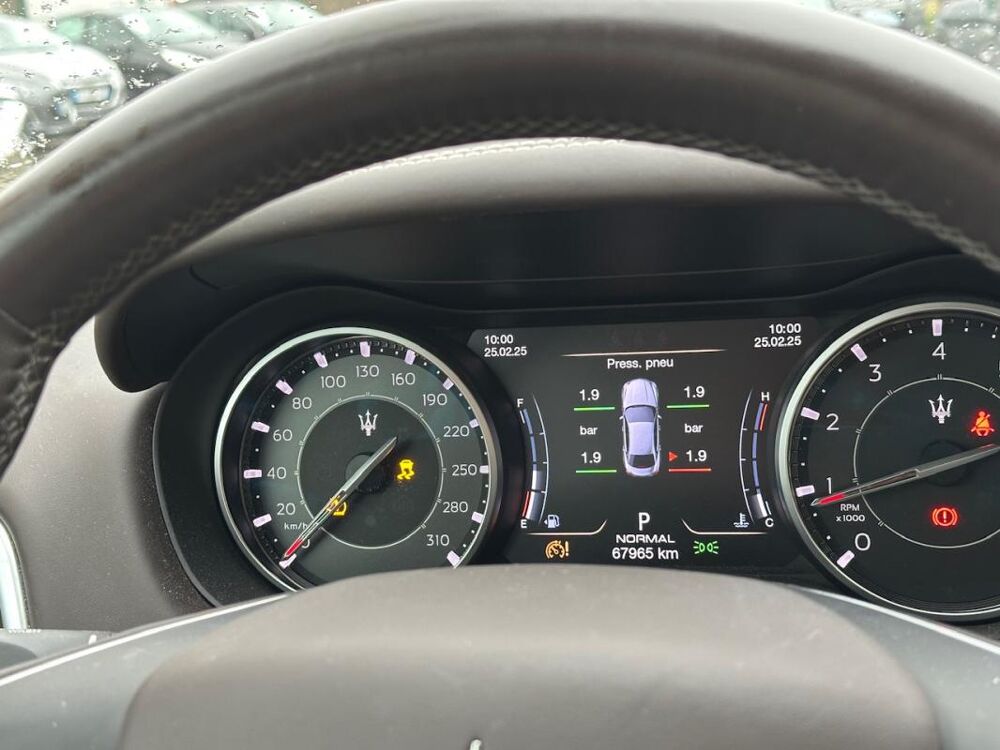 Ghibli III 2.0 HYBRID 330 GRANLUSSO AUTO 2020 occasion 78240 Chambourcy
