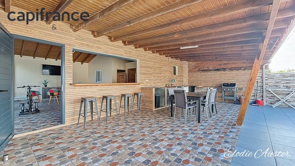 Vente Villa Villa T6 moderne et spacieuse avec piscine et sa dépendance T2 Le moule