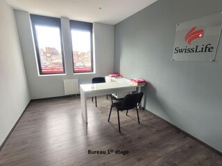  Immeuble à vendre 6 pièces 140 m²