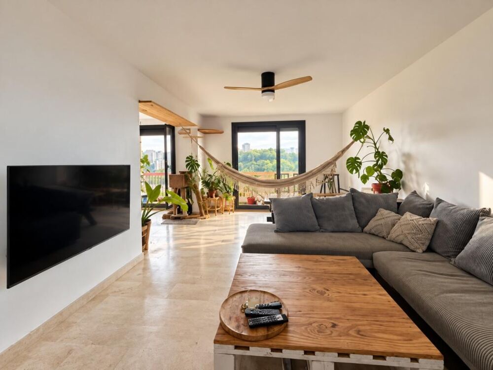 Vente Appartement Appartement T3 transformable en T4 – Dernier étage – Vue mer et Bonne Mère – 2 balcons – Parking Marseille 13