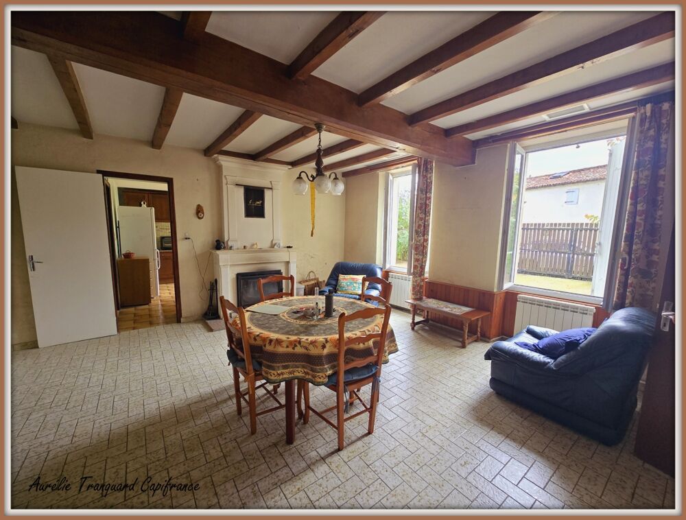 Vente Maison Maison CLIMATISEE, à vendre 7 pièces FONTENET (17) belle CHARENTAISE avec chambre et bureau au rez-de-chaussée Saint jean d angely
