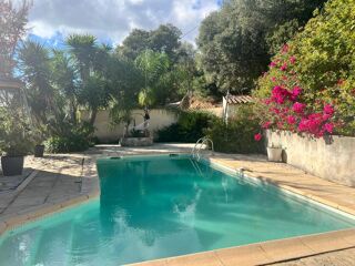  Maison � vendre 9 pi�ces 220 m�