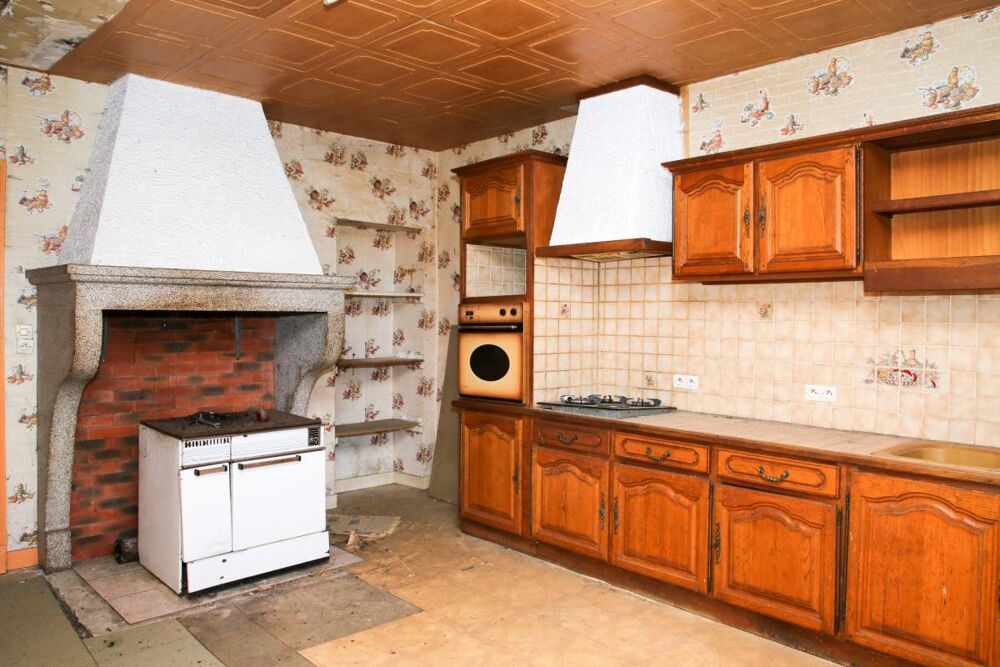 Vente Maison A proximité de la Belgique et du Luxembourg MAISON DE VILLAGE 5 PIECES  164 m² À RÉNOVER – BEAU POTENTIEL ! Milly sur bradon