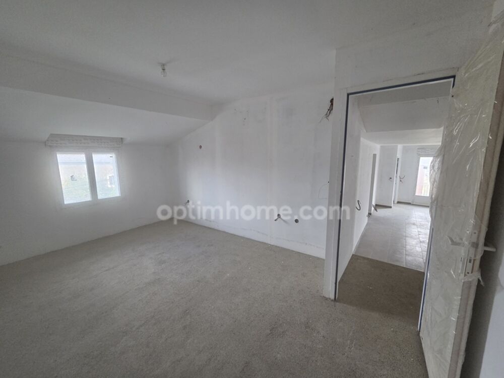 Vente Maison Maison à vendre 4 pièces, garage et vaste sous-sol proche de la Belgique et du Luxembourg Vittarville
