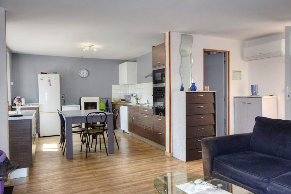 Vente Maison Maison 2 chambres, 74 m2, pompe à chaleur et panneaux photovoltaïques Quemperven
