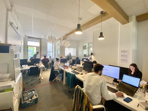 Bureaux avec beaux volumes 14376 75011 Paris