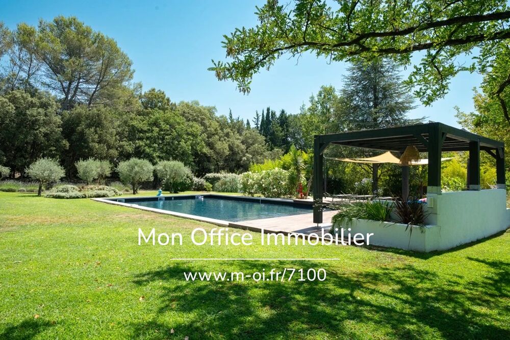 Référence : 7100-NGU. - Maison 9 pièces - Piscine - village à pied - calme - 276m2
