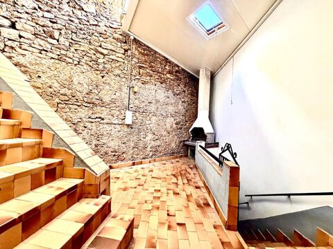   Maison de caract�re avec patio et suite parentale - Laval-Pradel Maison - 5 pi�ce(s) - 102 m�